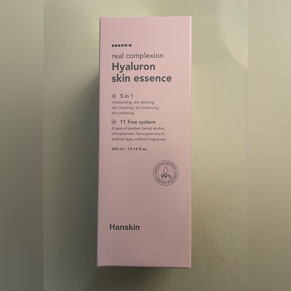 NEW IN BOX! Hanskin Real Complexion Hyaluron
Skin Essence - Picture 5 of 6